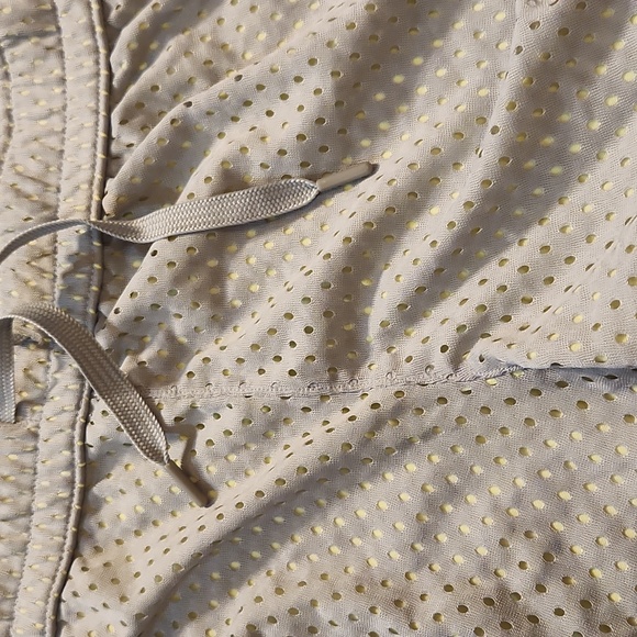 Mesh shorts - Picture 2 of 2